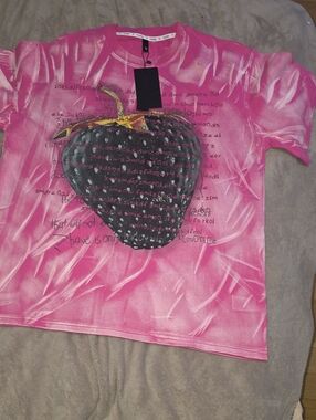 Flooo Pink Short-Sleeve Strawberry Graphic Tee